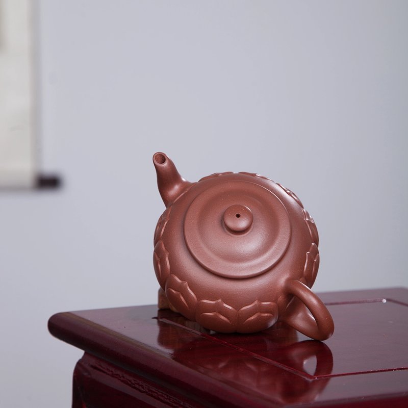 宜兴紫砂壶 | 一品清莲_泥料：紫泥_容量：350cc