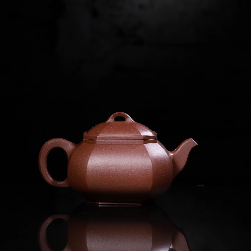 宜兴紫砂壶 | 八方玲珑_泥料：底槽清_容量：300cc