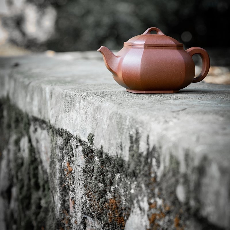 宜兴紫砂壶 | 八方玲珑_泥料：底槽清_容量：300cc