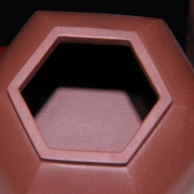 宜兴紫砂壶 | 六方井栏_泥料：紫泥_容量：280cc