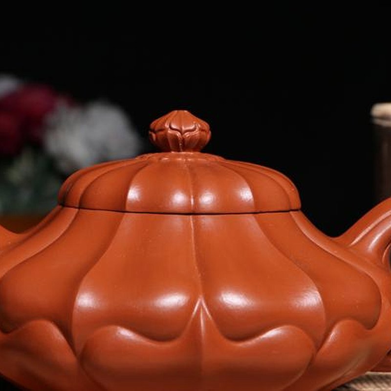 宜兴紫砂壶 | 合菱_泥料：大红袍_容量：320cc