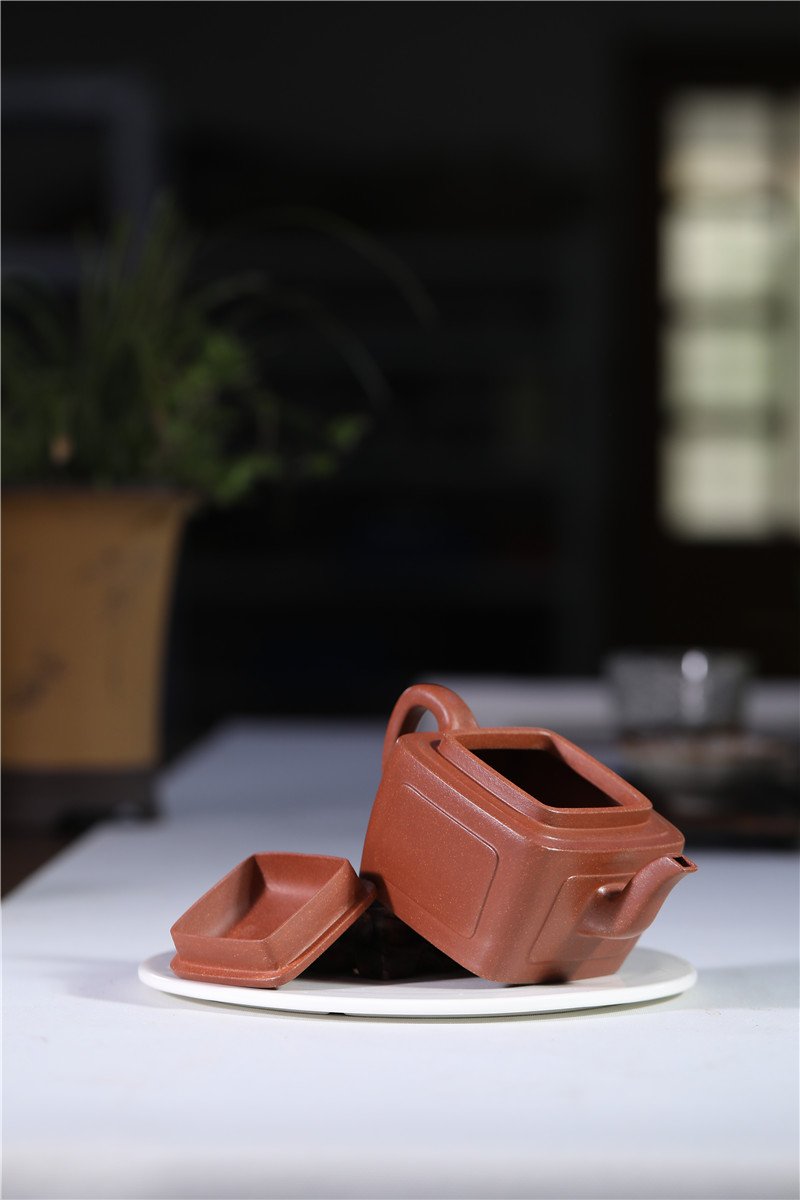 宜兴紫砂壶丨菱花魁方_泥料：降坡泥_容量：300cc