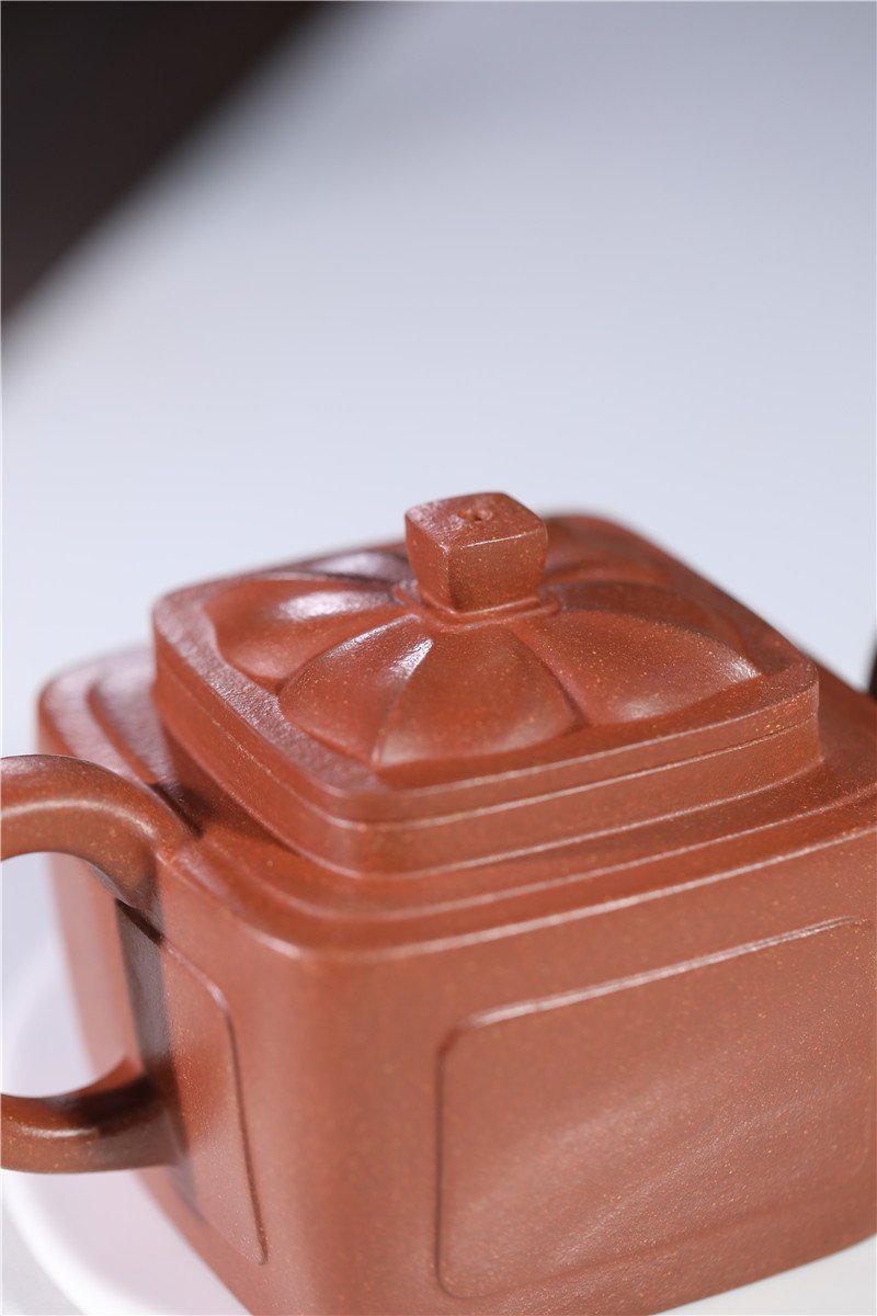 宜兴紫砂壶丨菱花魁方_泥料：降坡泥_容量：300cc