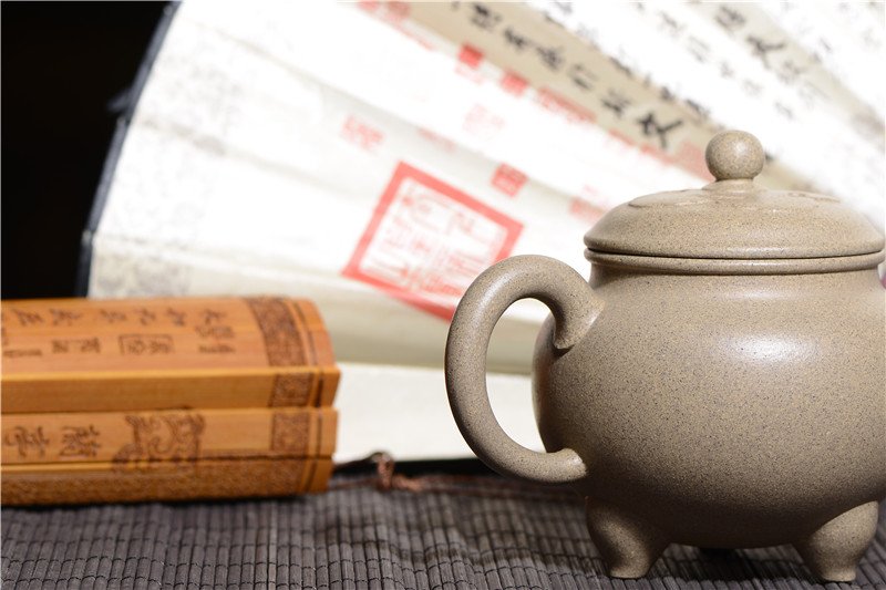 宜兴紫砂壶 | 大彬如意_泥料：本山段泥_容量：300cc