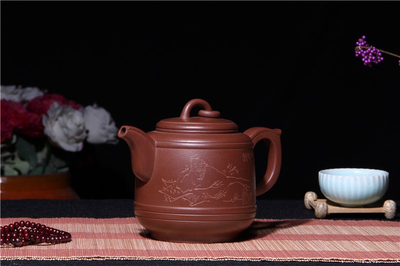 宜兴紫砂壶 | 汉蹬_泥料：紫泥_容量：680cc