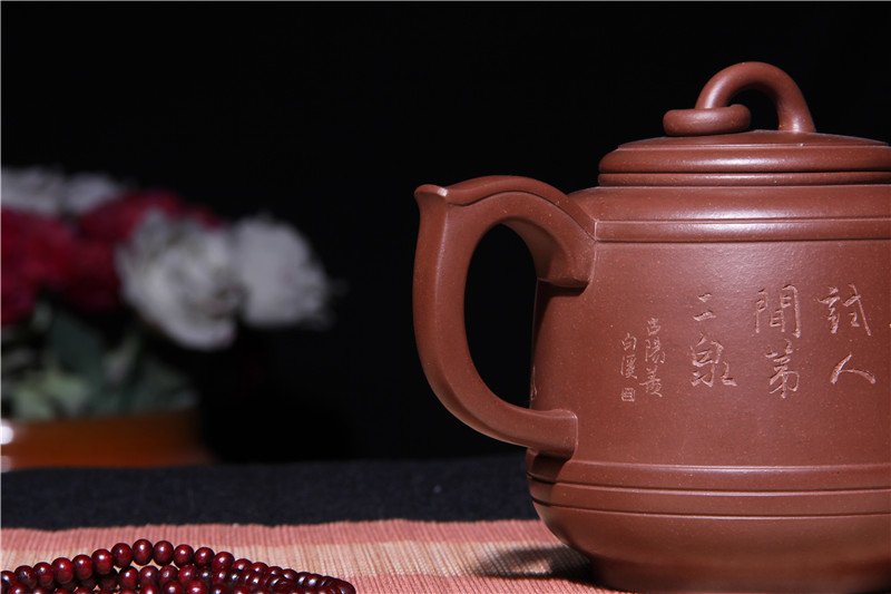 宜兴紫砂壶 | 汉蹬_泥料：紫泥_容量：680cc