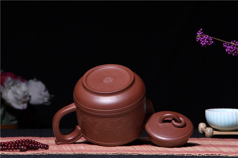 宜兴紫砂壶 | 汉蹬_泥料：紫泥_容量：680cc