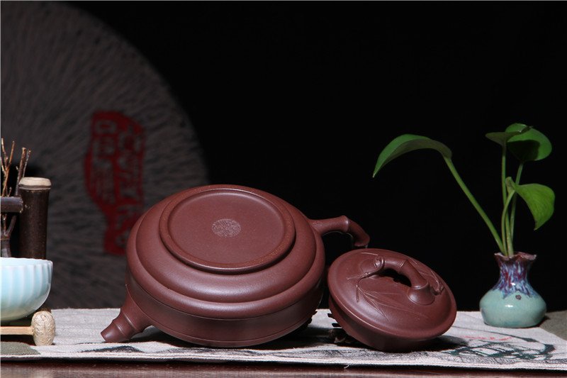 宜兴紫砂壶 | 双线竹鼓_泥料：紫泥_容量：330cc