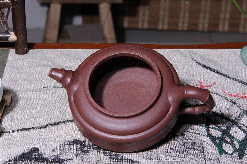 宜兴紫砂壶 | 双线竹鼓_泥料：紫泥_容量：330cc