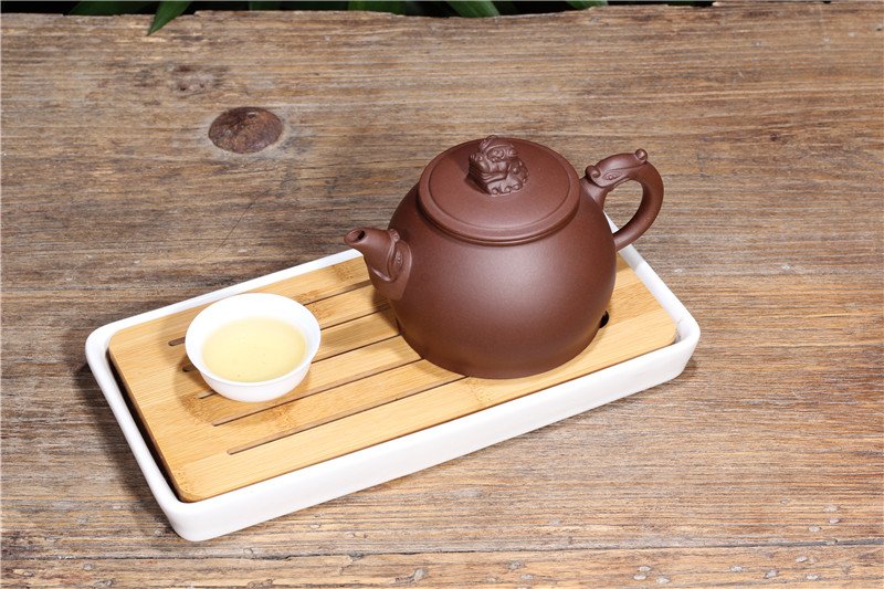 宜兴紫砂壶 | 醒狮_泥料：紫泥_容量：450cc