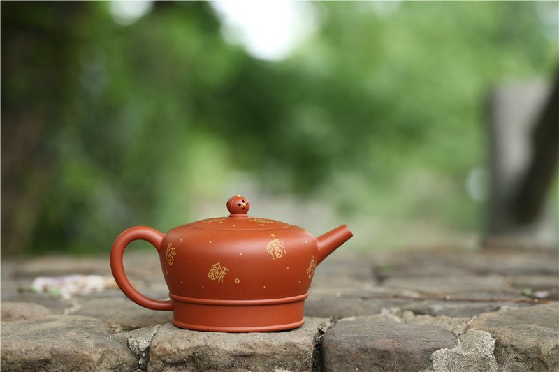 宜兴紫砂壶 | 僧帽_泥料：朱泥_容量：350cc