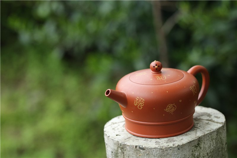 宜兴紫砂壶 | 僧帽_泥料：朱泥_容量：350cc