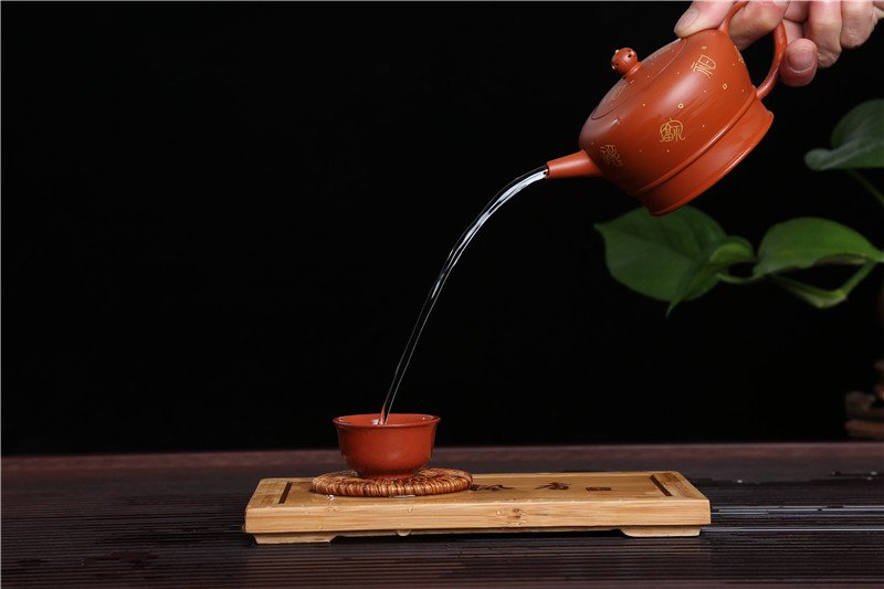 宜兴紫砂壶 | 僧帽_泥料：朱泥_容量：350cc