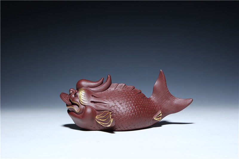 宜兴紫砂雕塑 | 鱼化龙_泥料：紫泥
