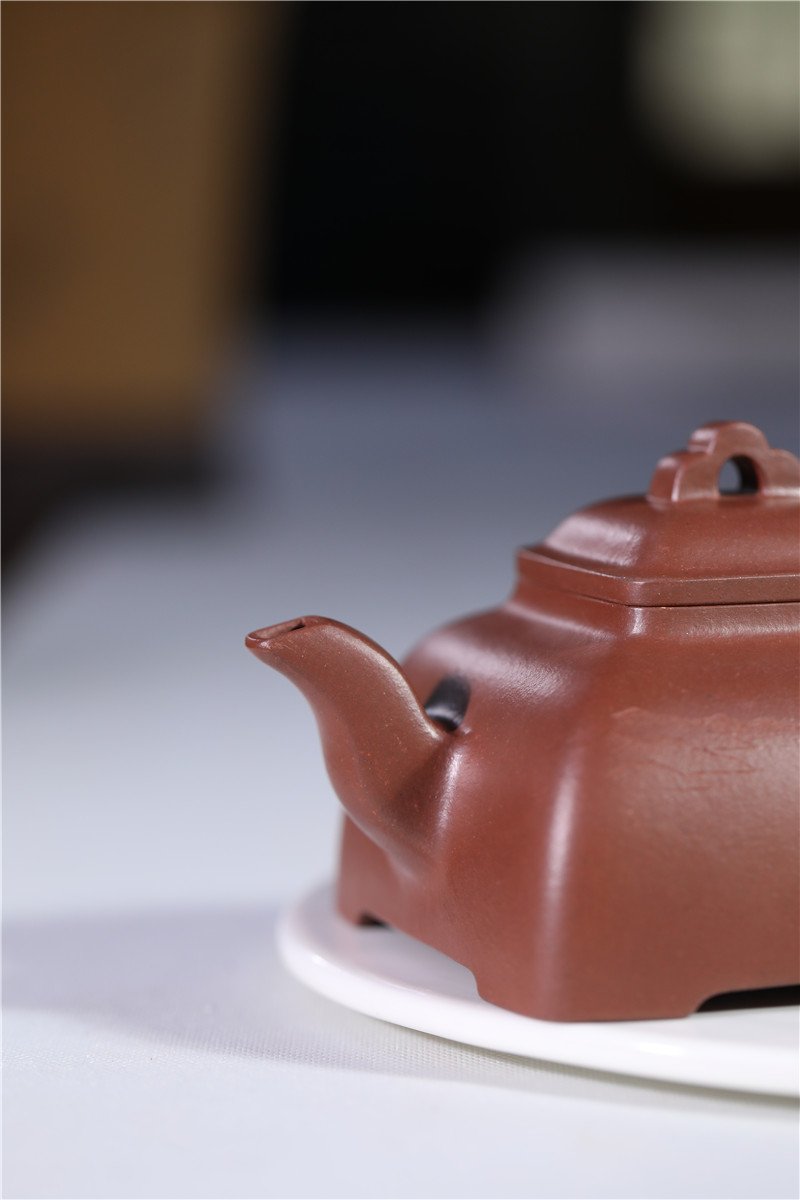 宜兴紫砂壶 | 孤棱_泥料：紫泥_容量：200cc