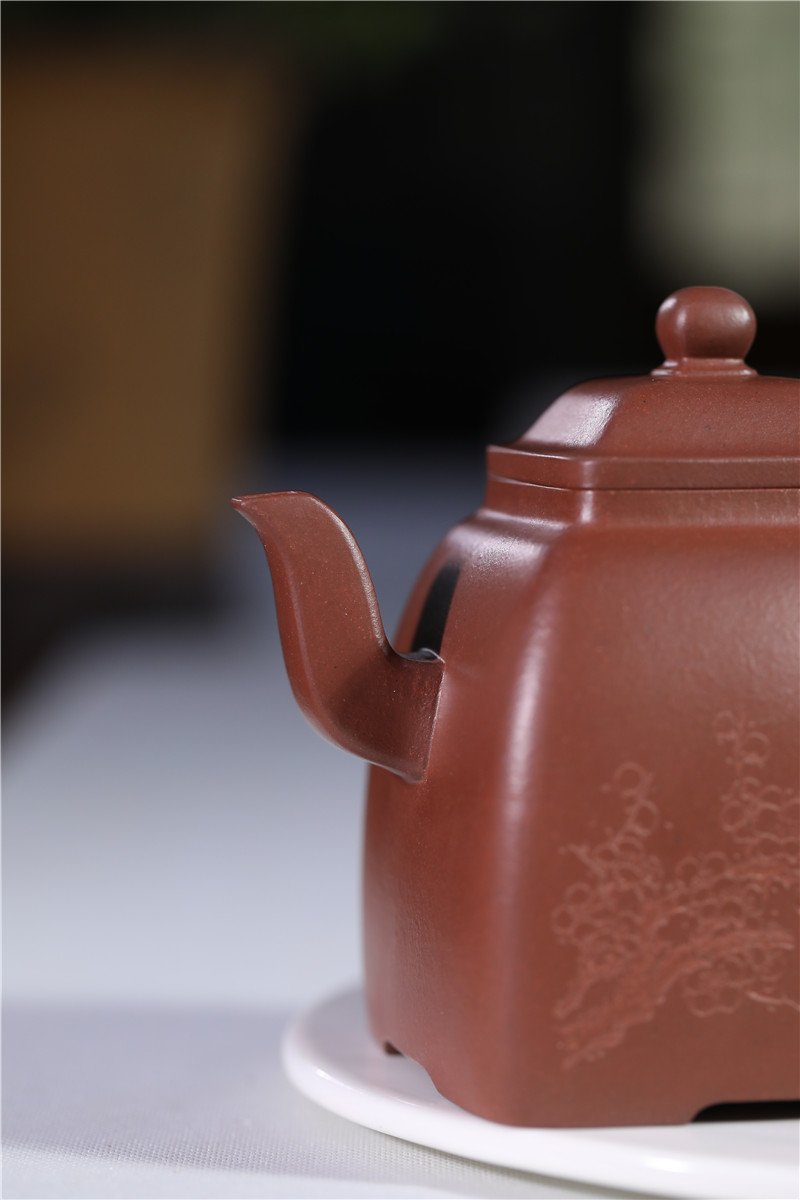 宜兴紫砂壶 | 四方汉韵_泥料：紫泥_容量：350cc