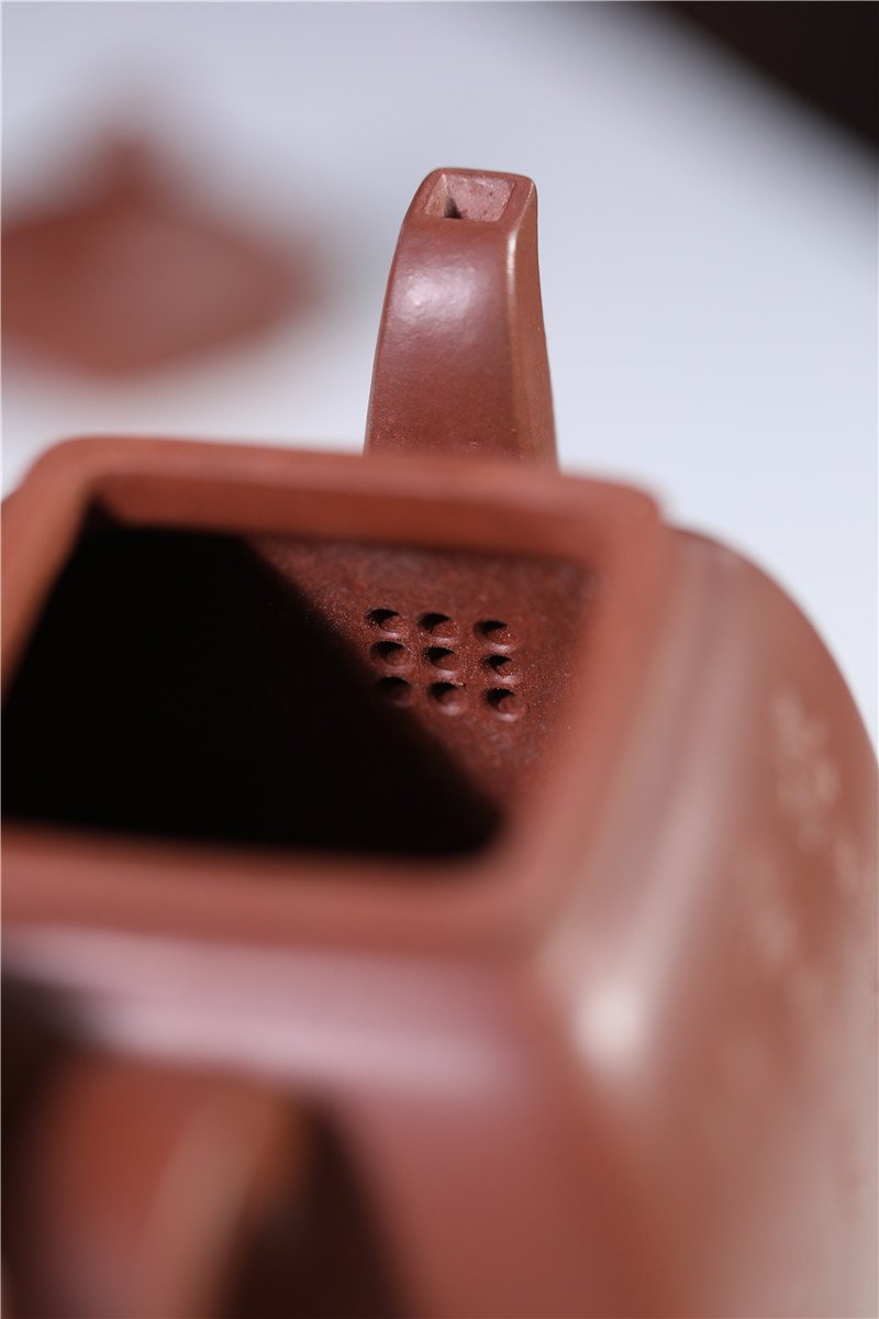 宜兴紫砂壶 | 四方汉韵_泥料：紫泥_容量：350cc