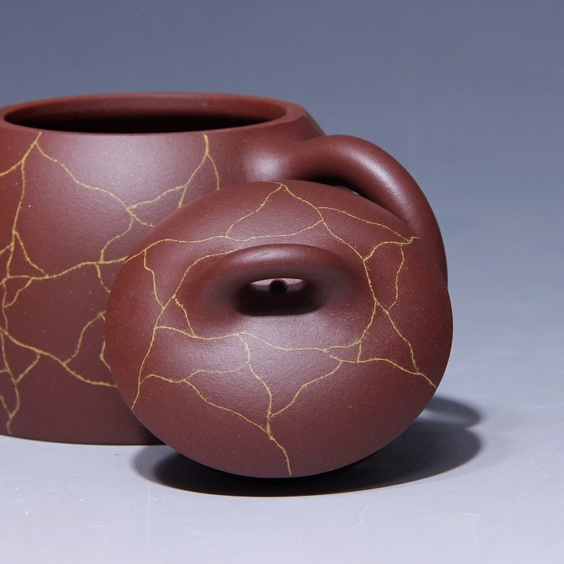 宜兴紫砂壶 | 秦权_泥料：紫泥_容量：260cc