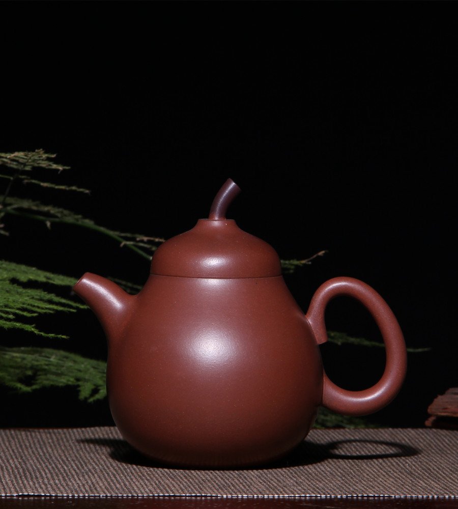 宜兴紫砂壶 I 梨式_泥料：紫泥_容量：260cc