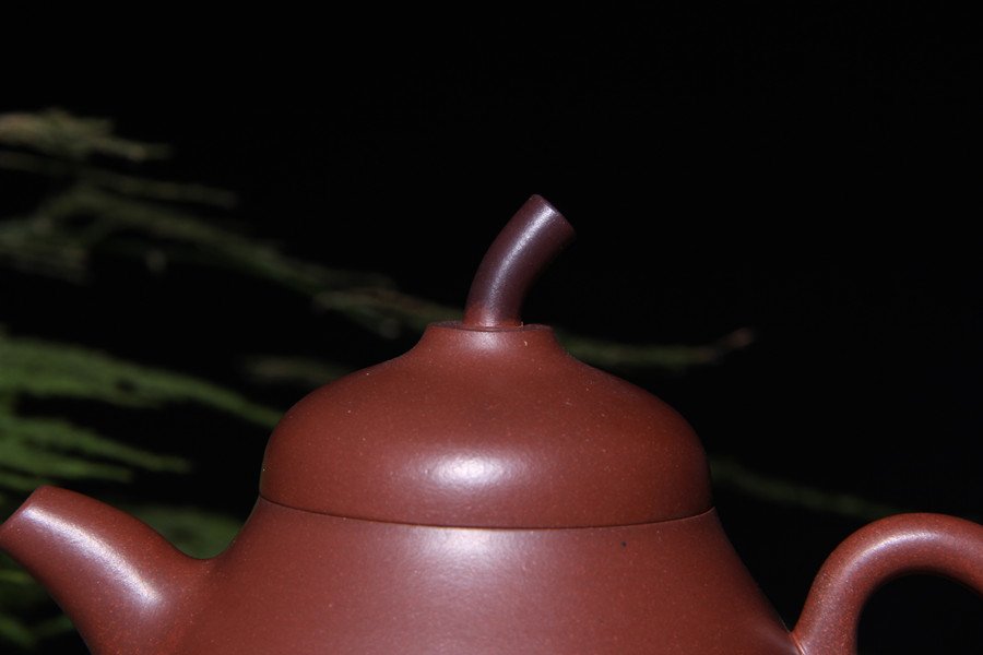 宜兴紫砂壶 I 梨式_泥料：紫泥_容量：260cc