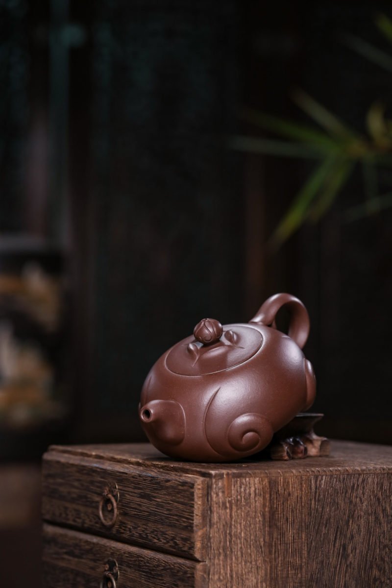 宜兴紫砂壶 I 行道_泥料：老紫泥_容量：280cc