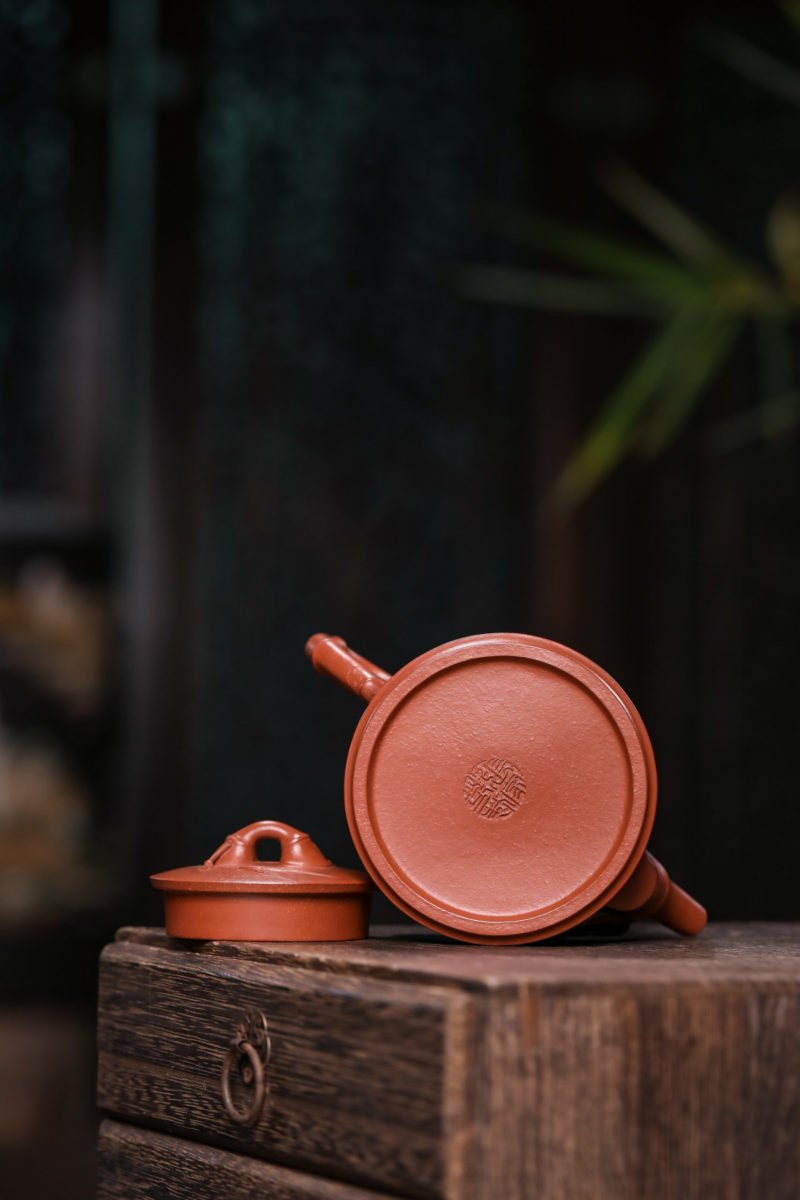 宜兴紫砂壶 I 劲竹_泥料：朱泥_容量：210cc