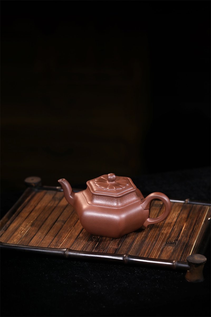 宜兴紫砂壶 I 六方花蕾_泥料：紫泥_容量：300cc